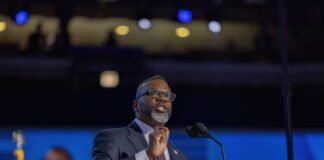Chicago Mayor Brandon Johnson