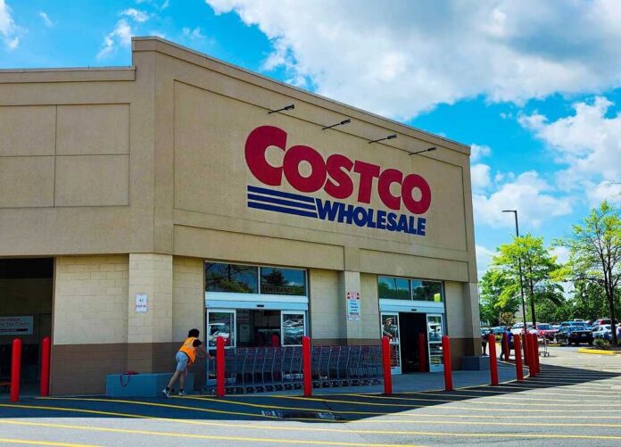 Costco,Store,In,Manassas,,Virginia,,Usa,,April,30,,2025 Costco Wholesale