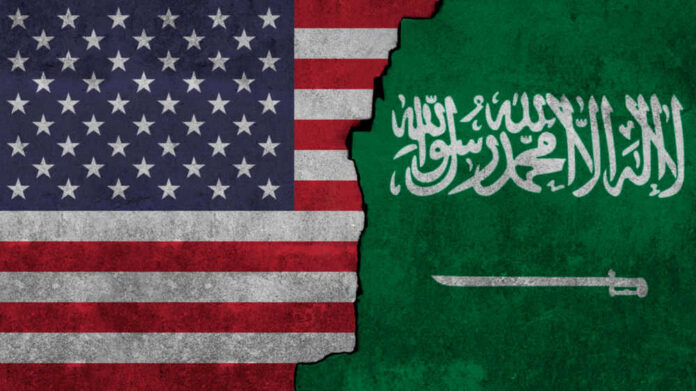shutterstock_1035215404 United States and Saudi Arabia flags side by side